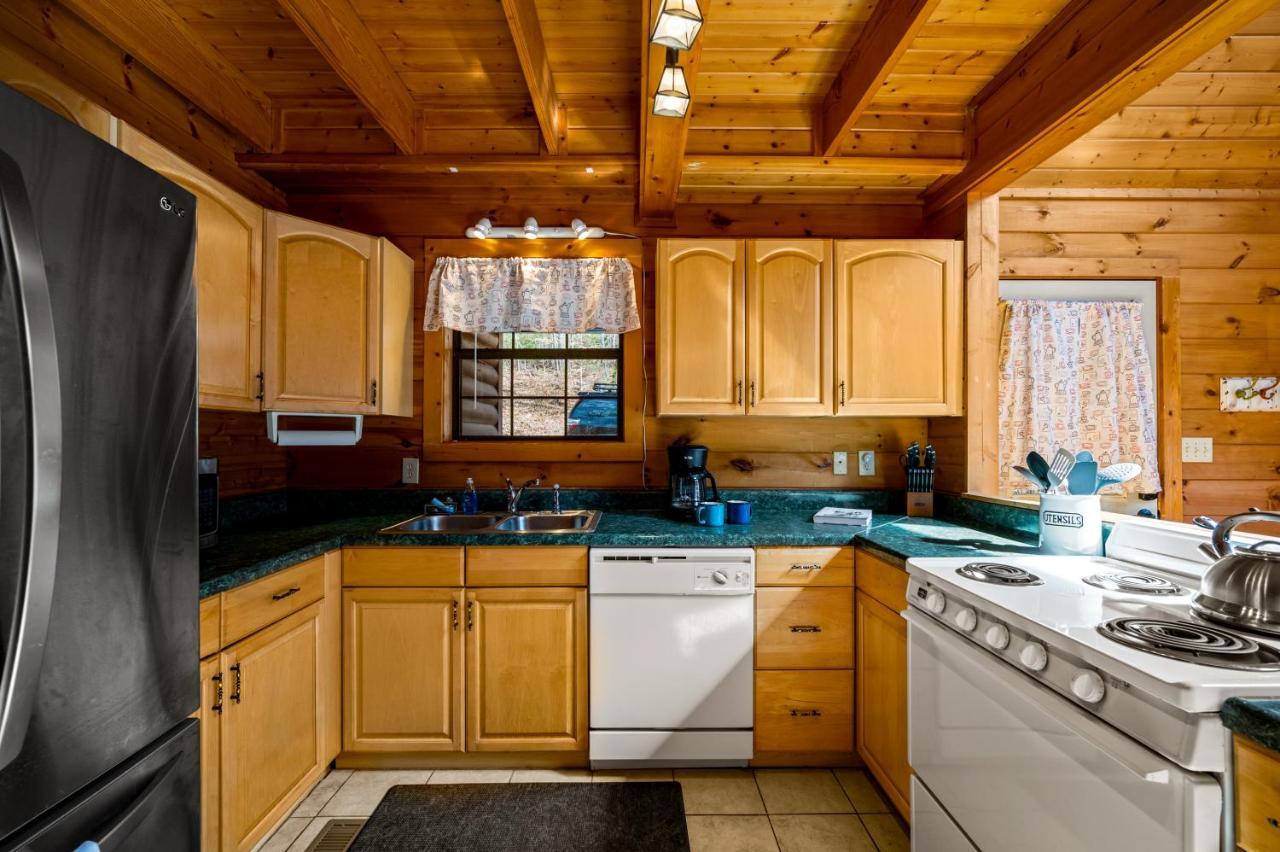 Great Smoky Mountains Cabin!, Secluded, Pet-Kid Friendly! Sevierville Exterior foto